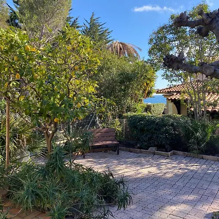 St Raphael Boulouris Maison Bord De Damalix * Saint-Raphael (Var)
